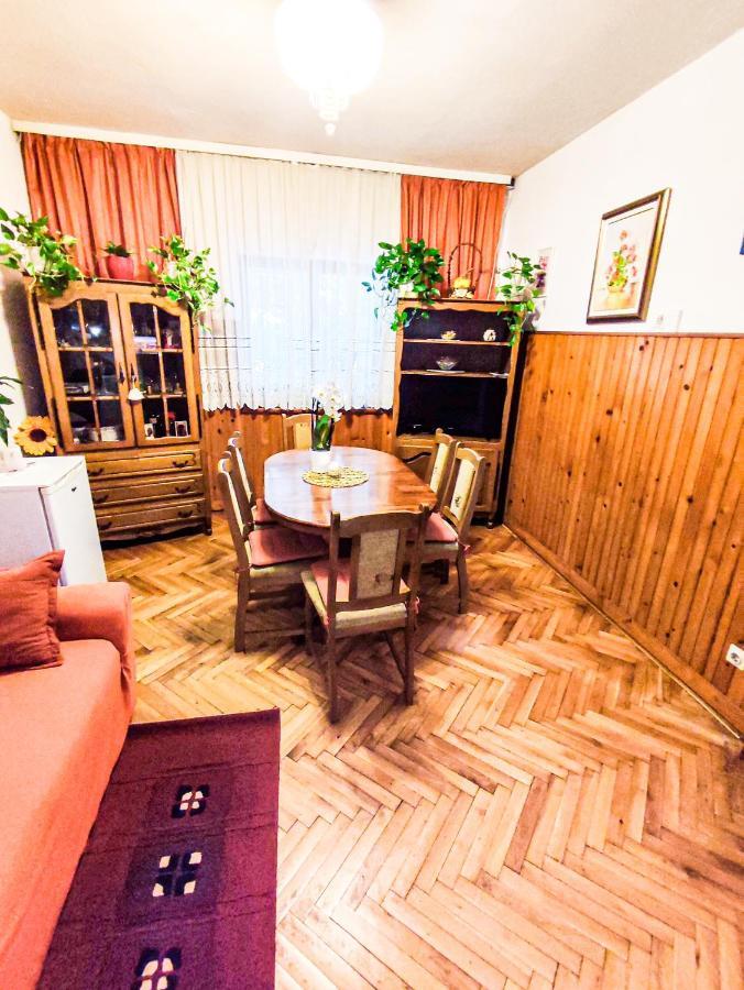 Apartmani Ankica Цриквеница Экстерьер фото